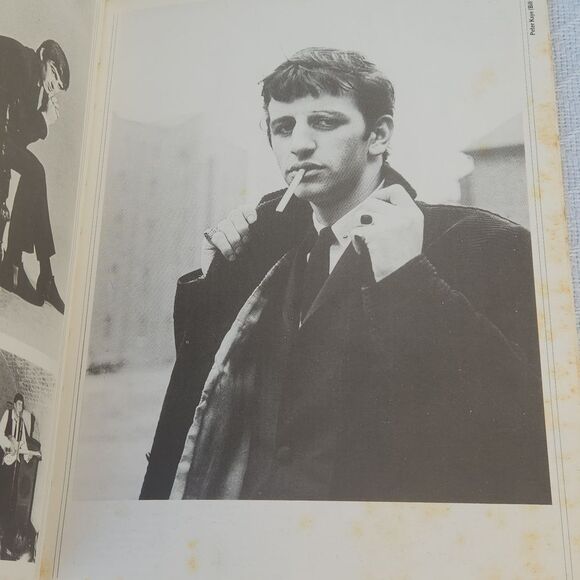 The Art of the Beatles Exhibition Catalogue 1984 Book - Picture 4 of 9